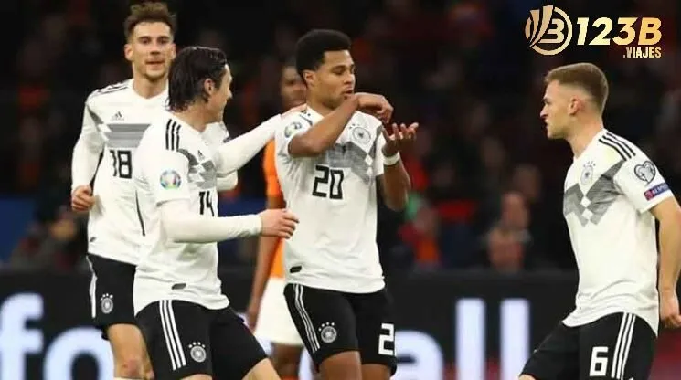 Bàn Thắng Vàng 123B: Bí Ẩn Sân Cỏ Được Bật Mí Chi Tiết! 4 Bàn thắng vàng hay